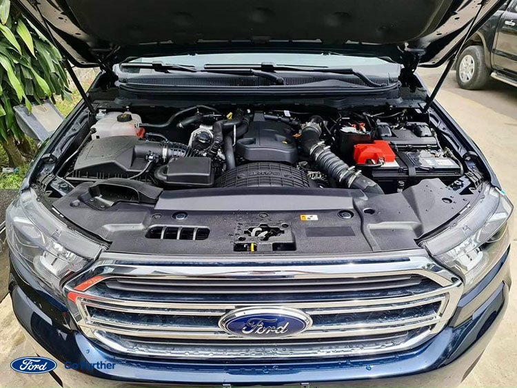 Động cơ Turbo Diesel 180 mã lực đem lại công suất cực đại cho xe
