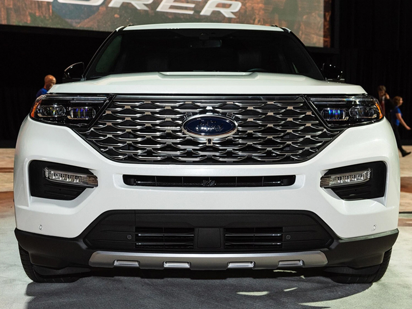 Ford Explorer thế hệ thứ 6 ra mắt toàn cầu đầu năm 2019, được cho là sẽ về nước vào năm 2020, nhưng vì xả hàng chậm và đại dịch Covid-19 khiến khách hàng Việt mong ngóng phiên bản mới phải chờ đến năm 2022